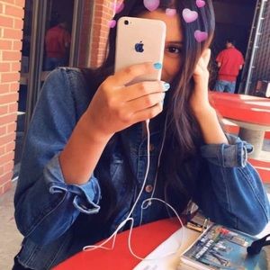 Meet your Posher, Diana